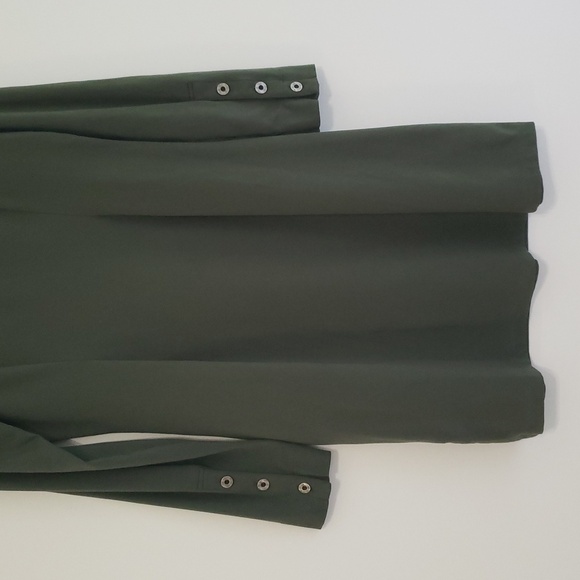 Title Nine Long Sleeve Mock Neck Dress  Green Medium Stretch Travel Athleisure - Picture 10 of 14